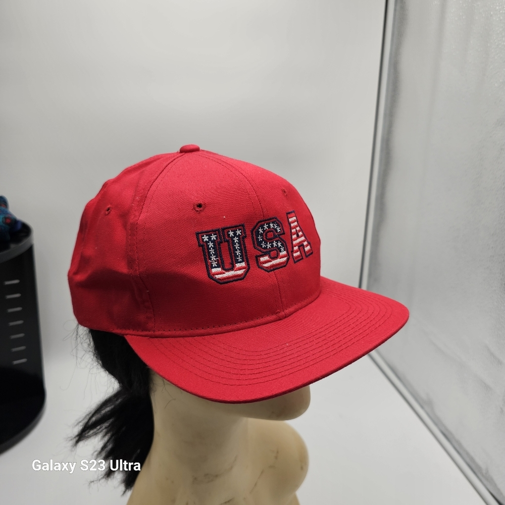 Red Hat Cap/ snap back adjustable USA  embroidered.